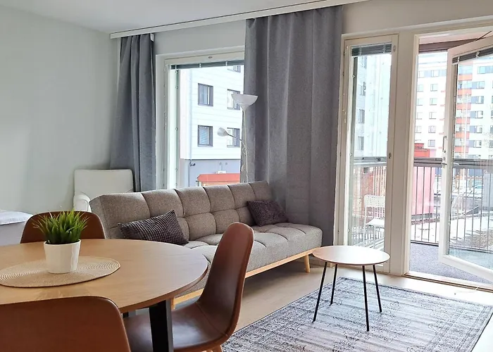 Kotimaailma Apartments, Moderni Saunallinen & Parvekkeellinen Kolmio, Tammela 坦佩雷